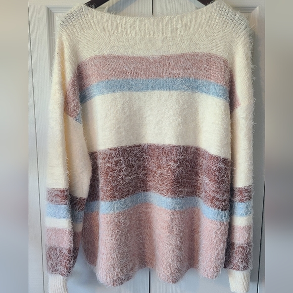 Tribal Jeans Fuzzy Plush Sweater - Picture 4 of 6